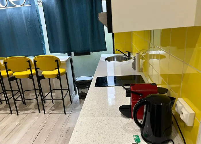 Appartement Moderne A Proximite De Batignolles
